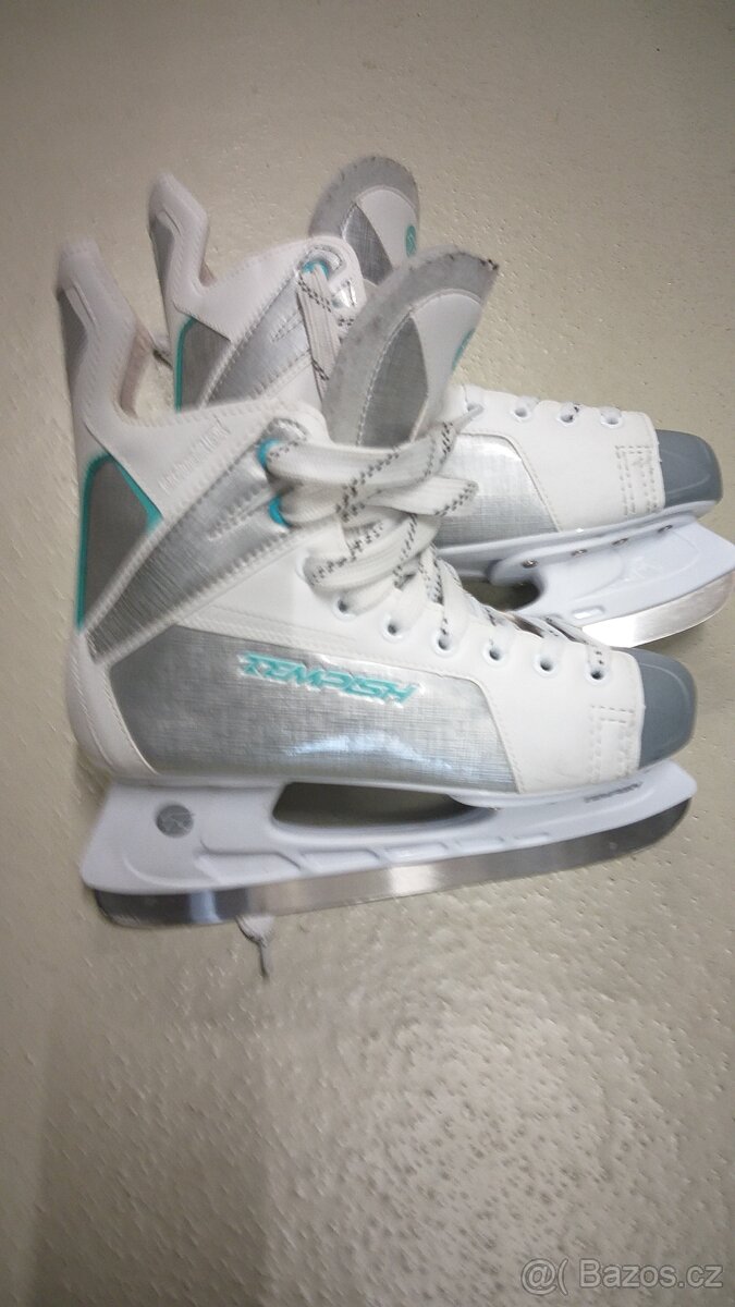 Prodám kvalitní chlapecké brusle, hokejové - 4