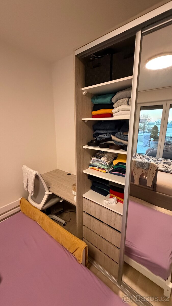 Vestavěná skříň - 4