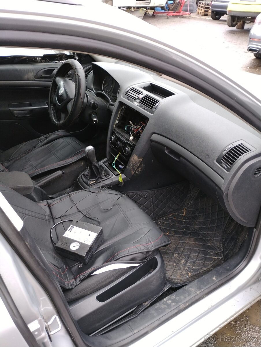 octavia 2 facelift combi 1.6tdi - 4