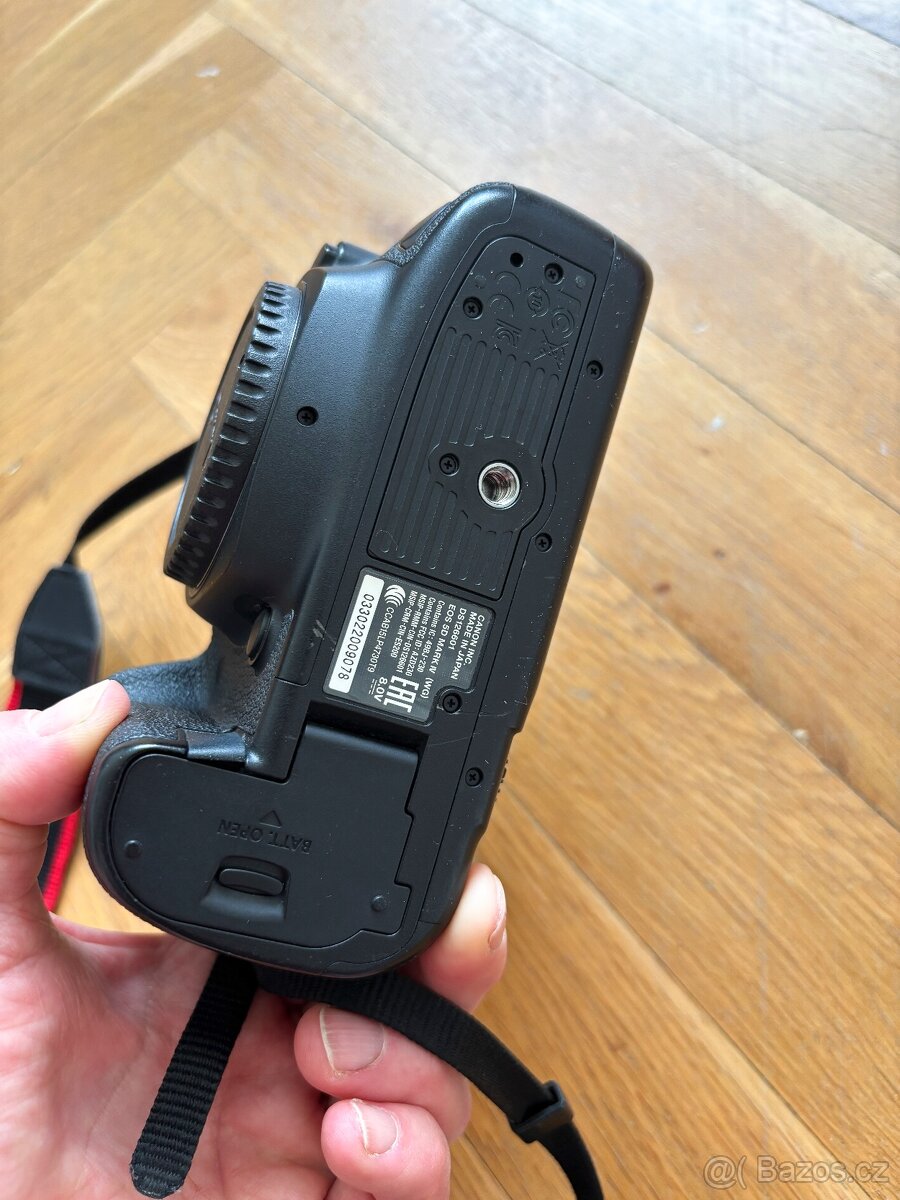 Full-frame zrcadlovka 5D Mark IV - 4