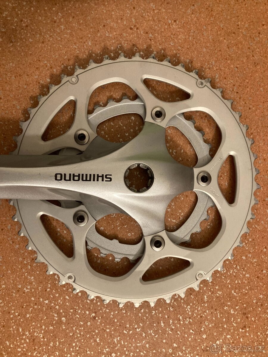 Kliky s převodníky a středovým složením Octalink - 4