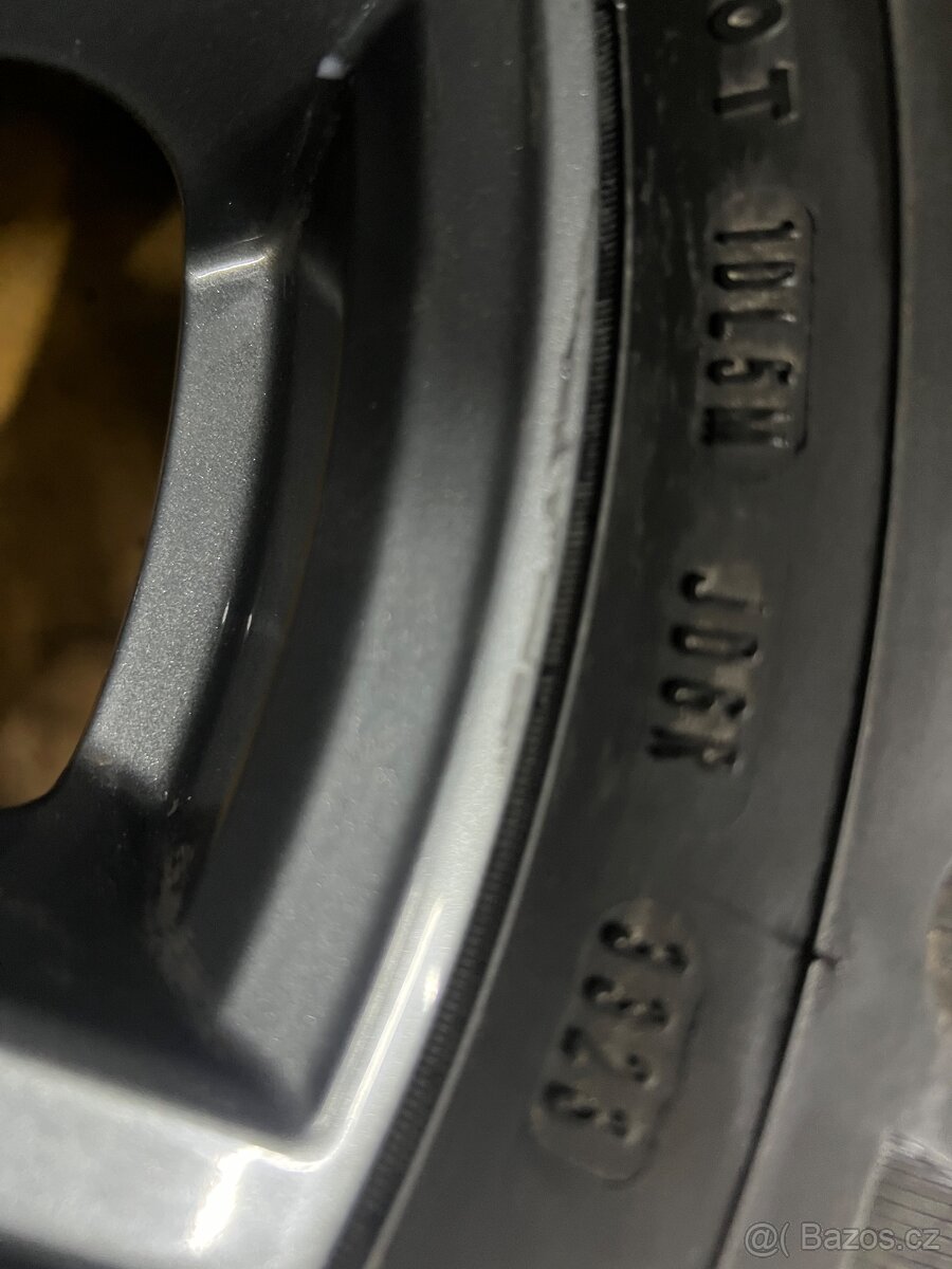 5x112R16 zimní sada Škoda Superb 3 šedý antracit - 4