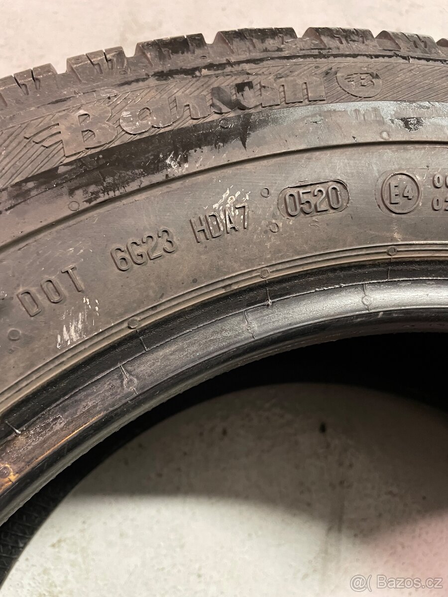 205 65 R16 C 107/105 T - 4