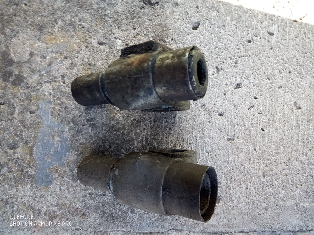 Jawa pérák, ČZ 150 C kluzáky zadního pérování - 4