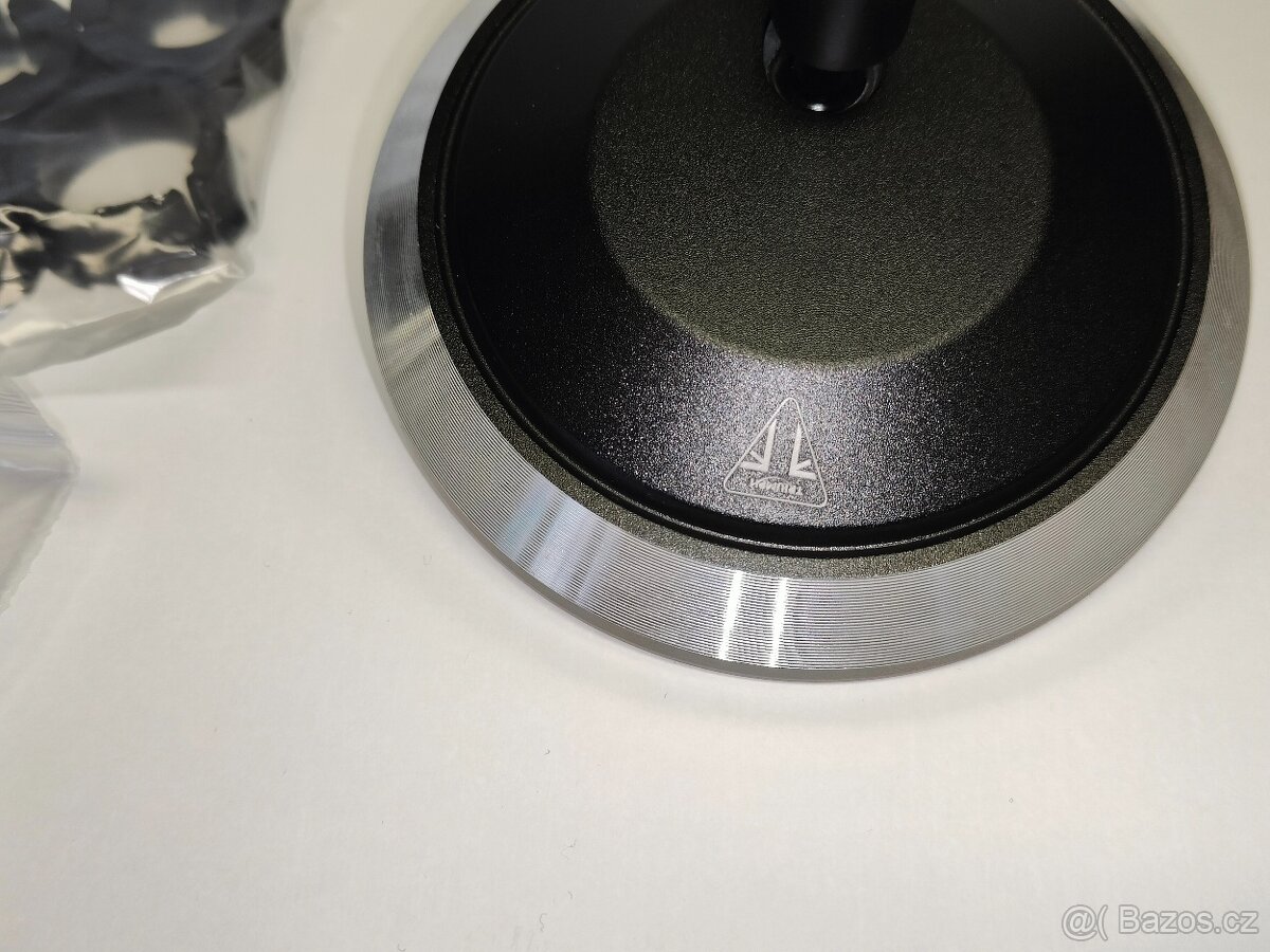 Prodám kulatá zrcátka pro motorky Triumph s logem Triumph - 4