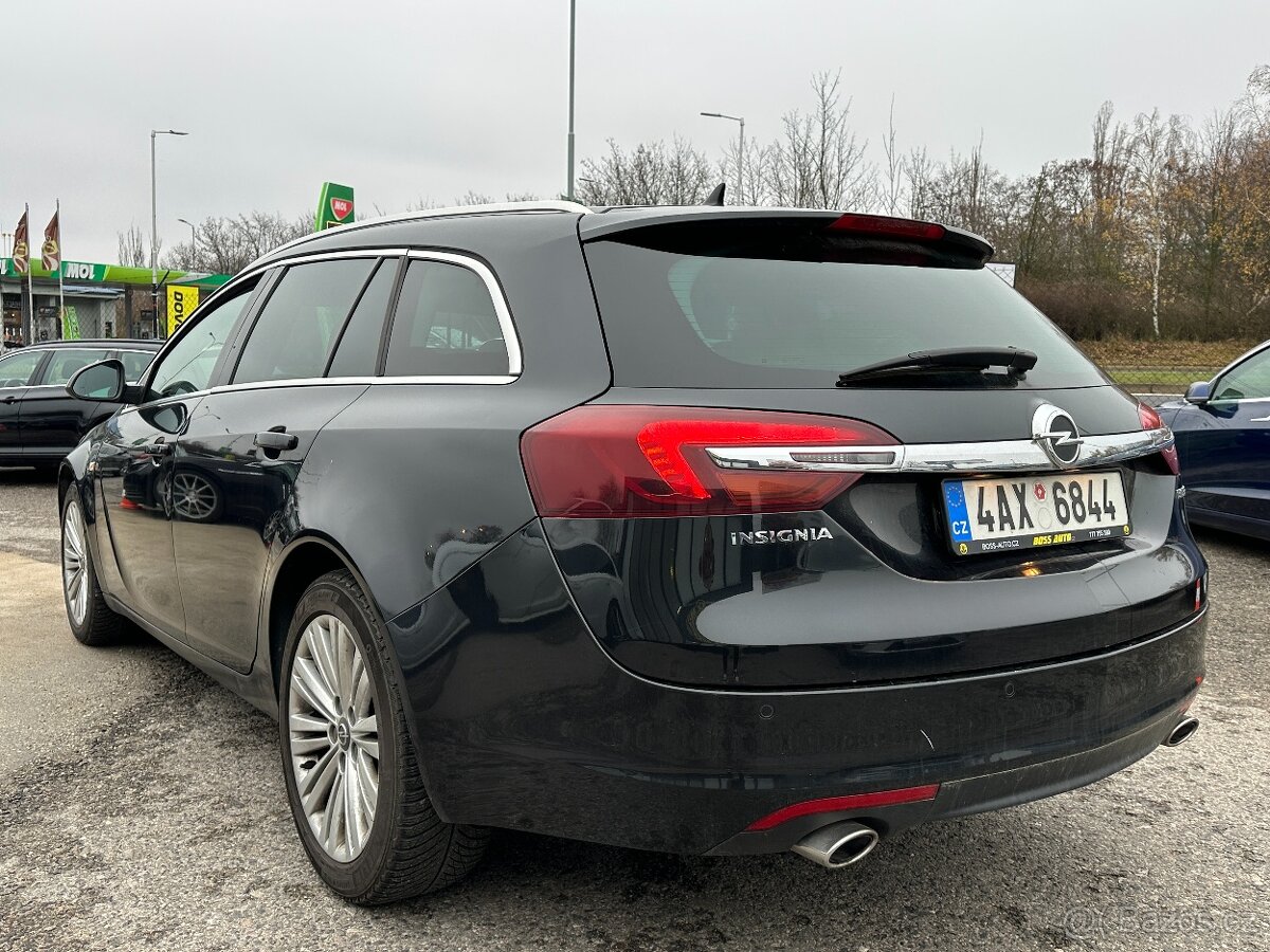 Opel Insignia Sports Tourer 2015 - 4
