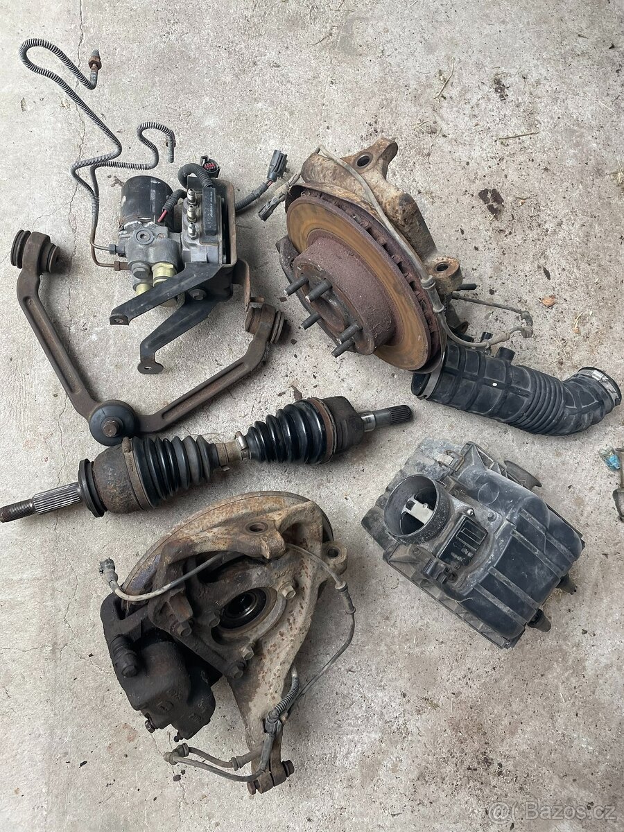 Ford Explorer 4.0 SOHC r.v. 2000 - náhradní díly - 4