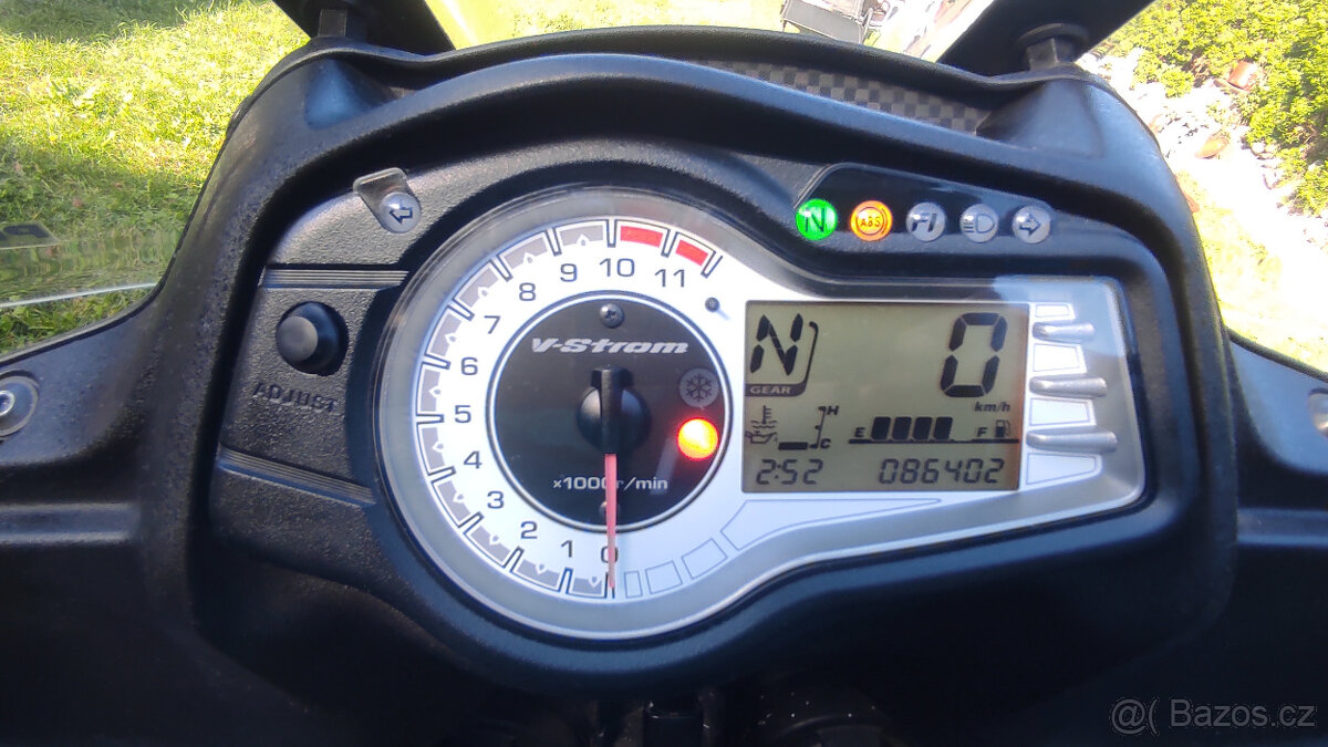Suzuki V-Strom 650 - 4