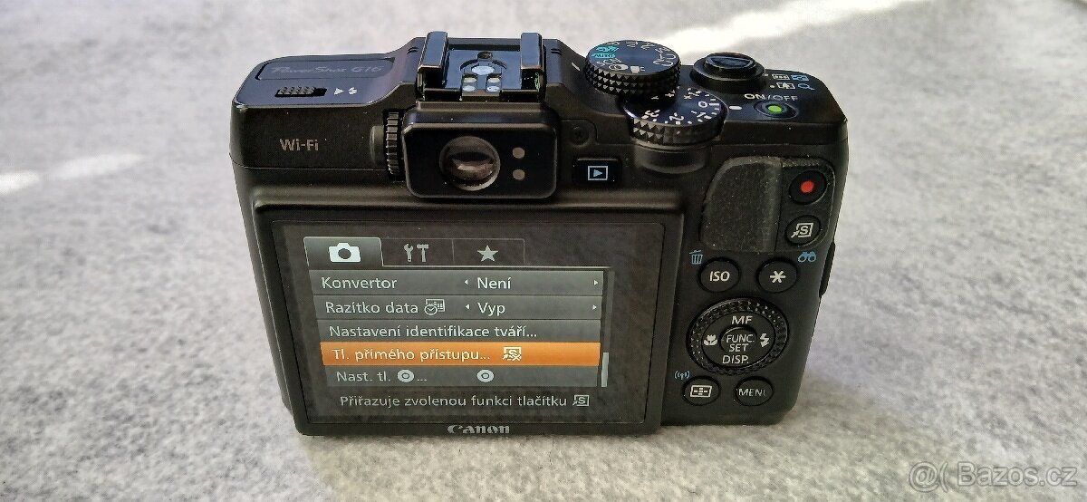 Canon PowerShot G16 s příslušenstvím - 4