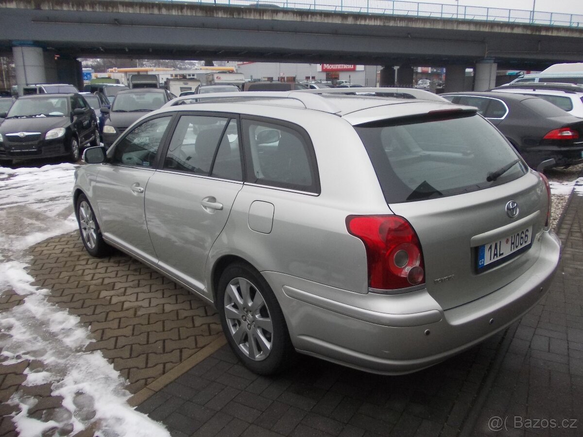 Toyota Avensis, 2.0 D-4D 93KW - 4