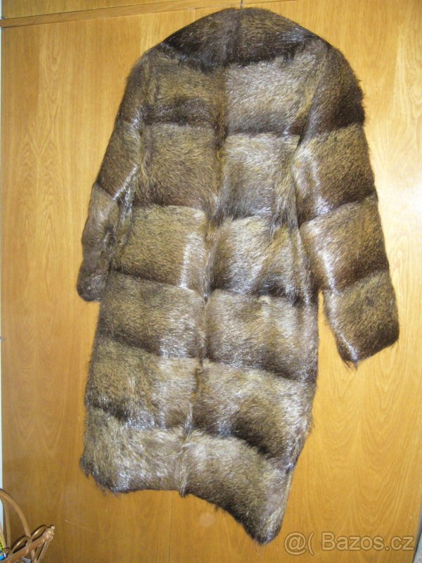 Kožich dámský z kožek nutrií - 4