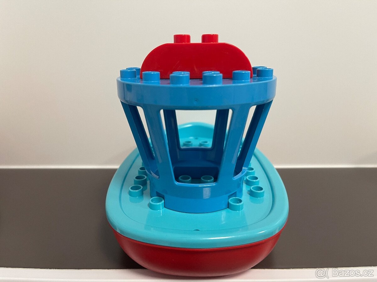 Lego Duplo letadlová loď - 4