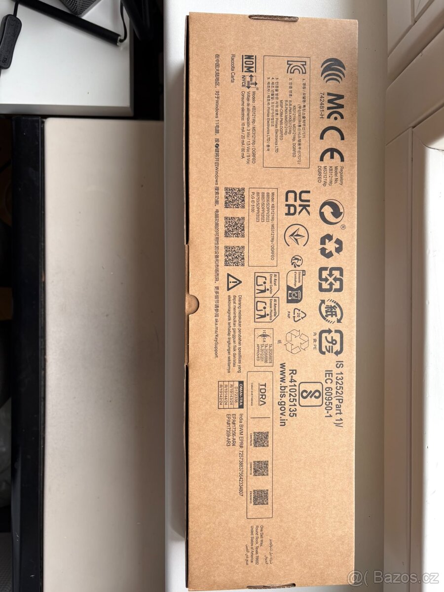 Nová bezdrátová klávesnice a myš Dell KM5221W - 4