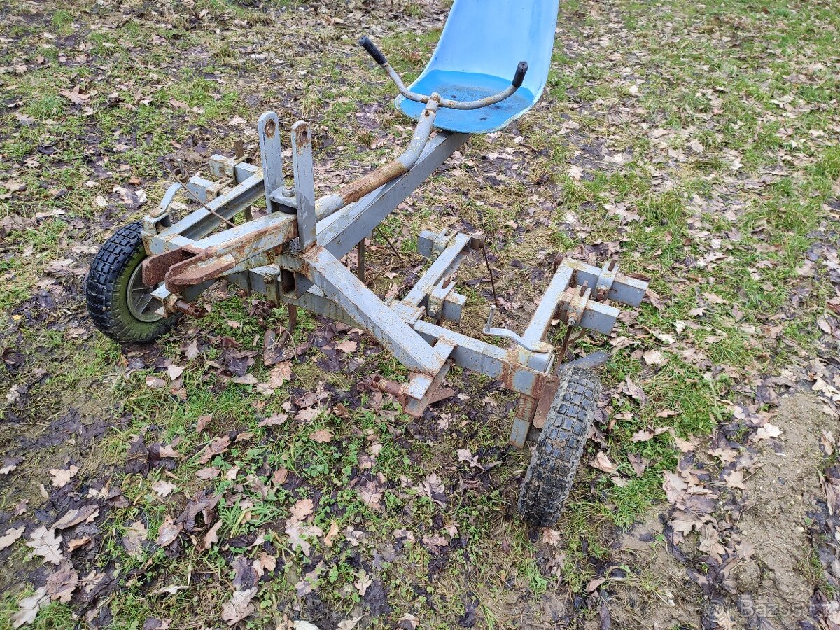 Nesená plečka do zeleniny, česneku - 4