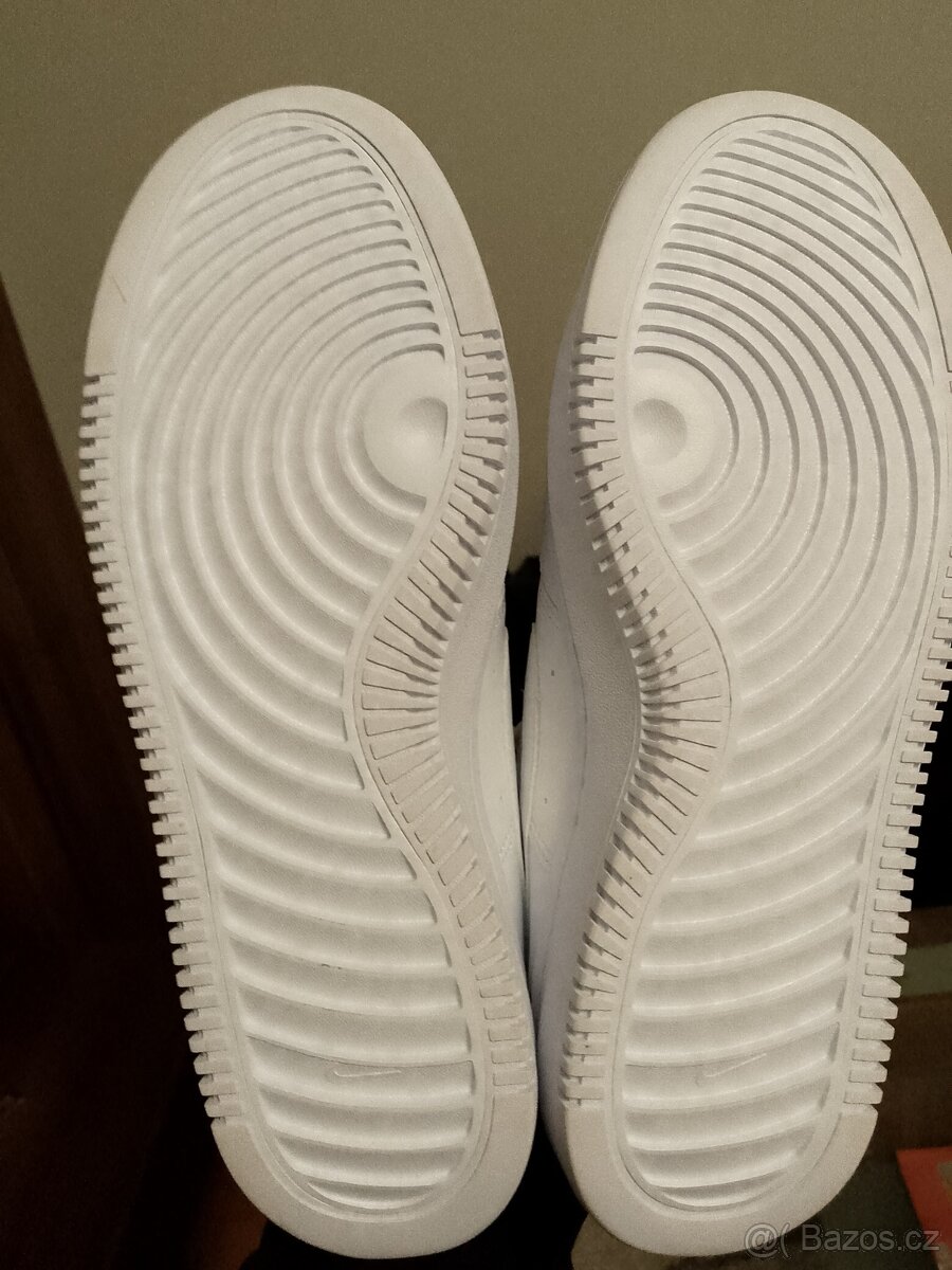 Dámské boty NIKE Sneakersy CourtVision - 4