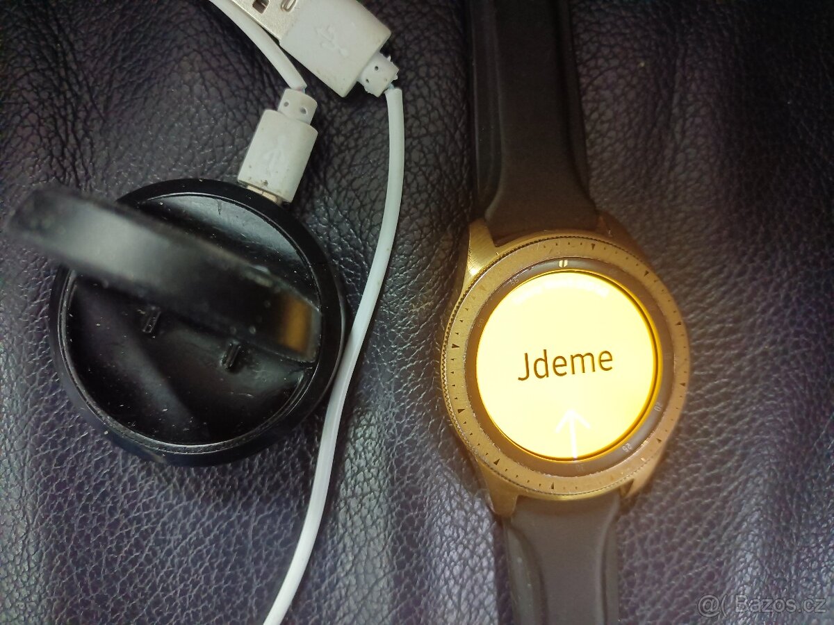 Chytré hodinky Samsung Galaxy Watch 42mm - 4