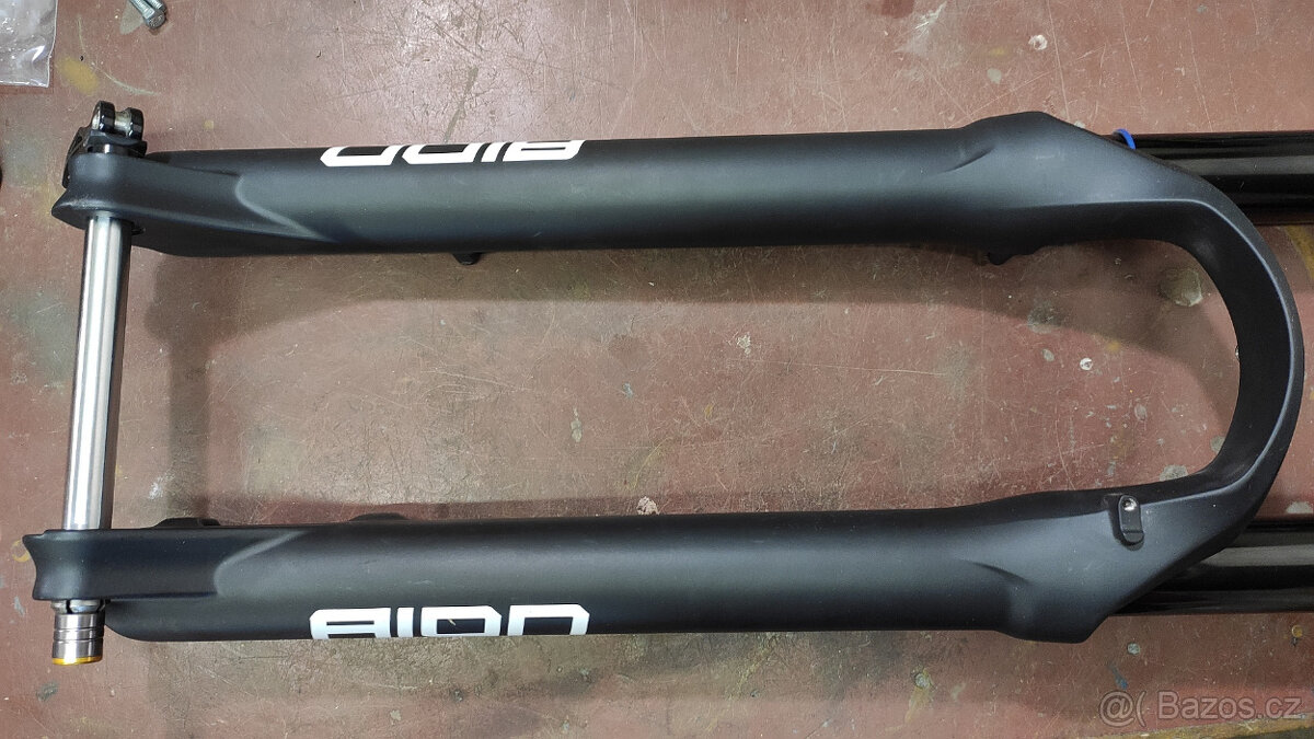 Vidlice SR Suntour Aion 35 Boost 29" - 4