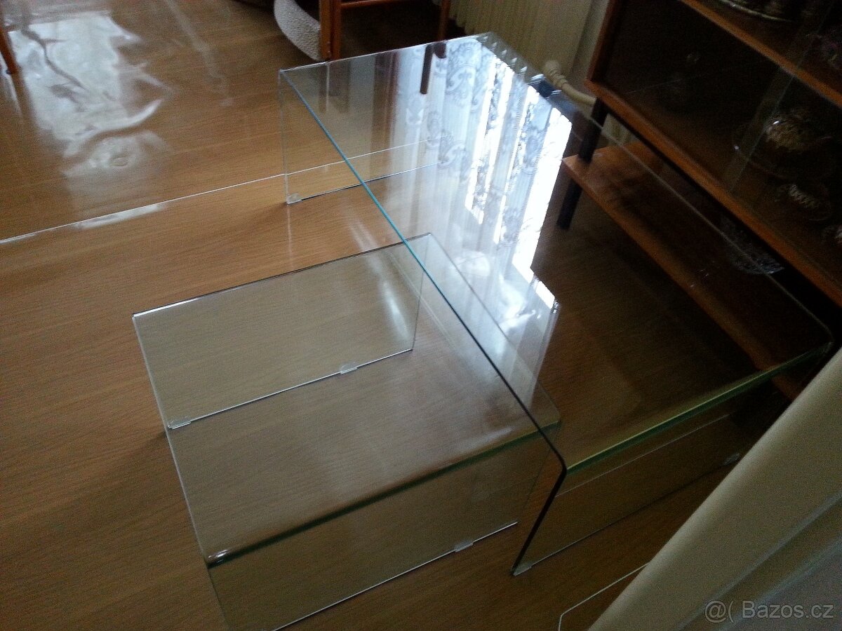 Prodám celoskleněný stůl 60 x 120 cm - 4
