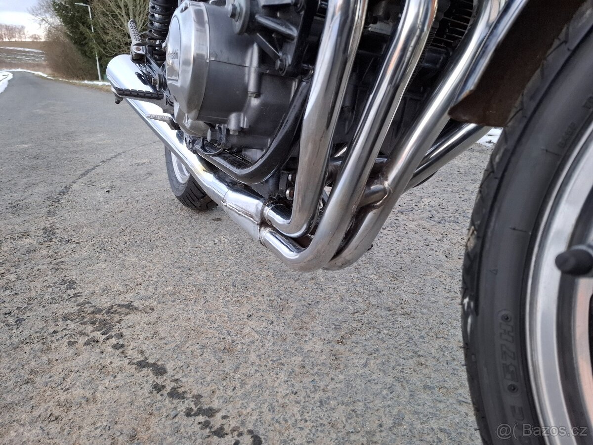 Prodám Kawasaki Zephyr 550 - 4