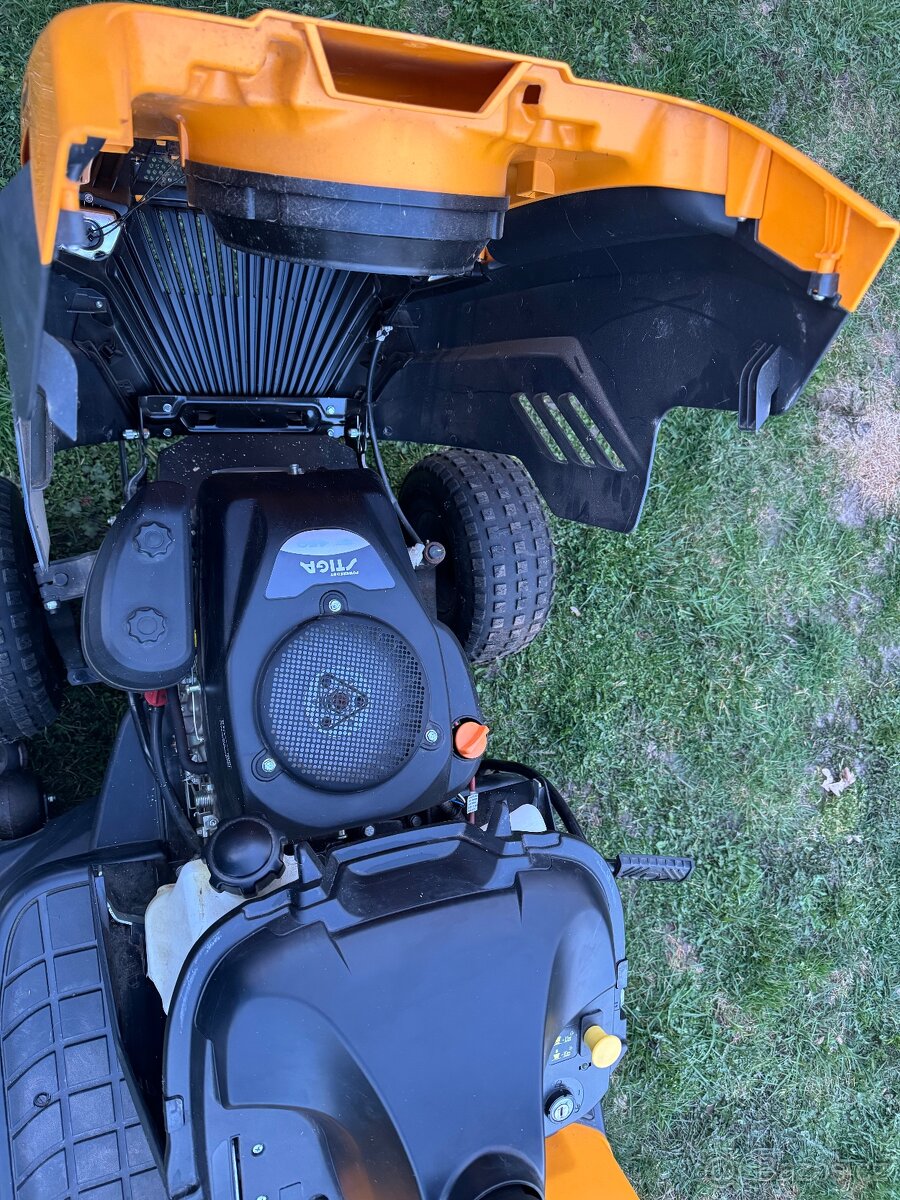 Zahradní traktor Stiga Estate 384 - 4