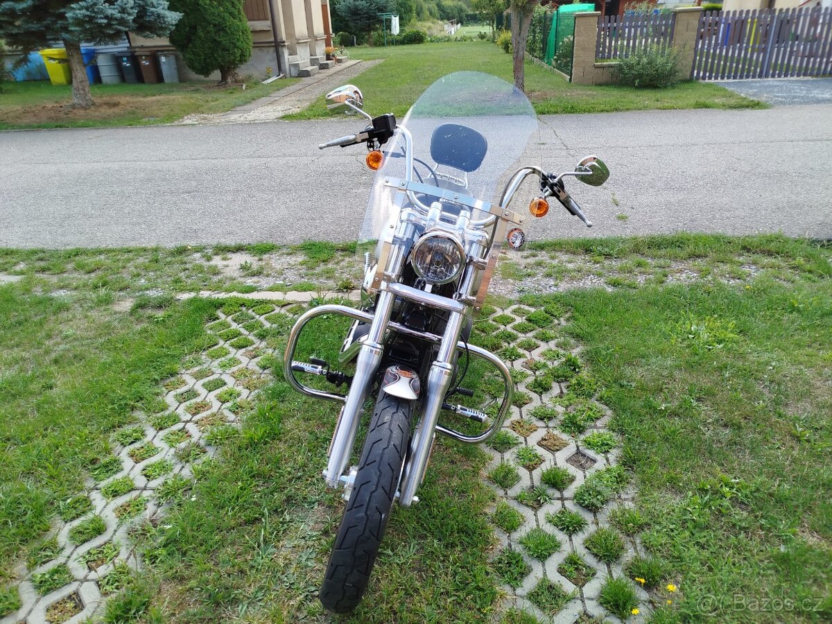 Harley Davidson Dyna Street Bob - 4