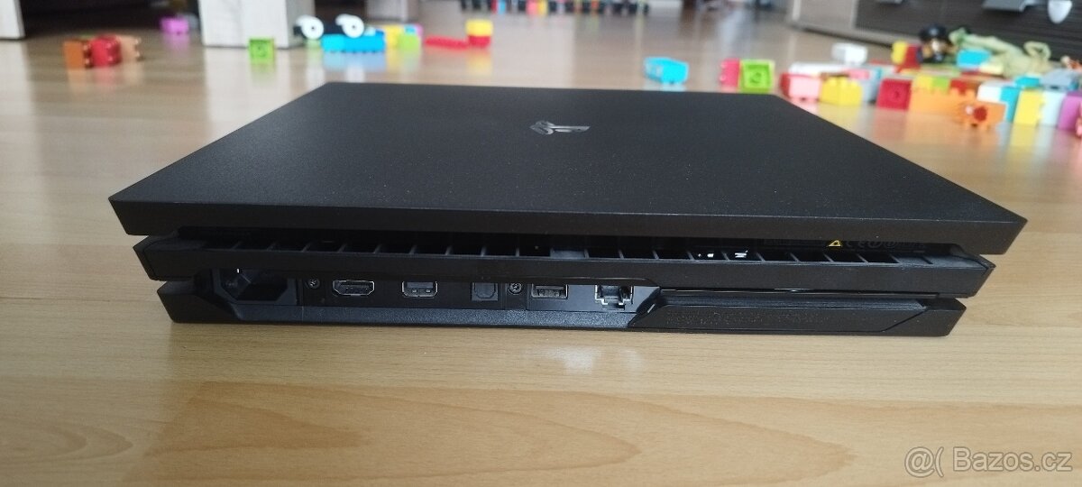 PS 4 pro - 4