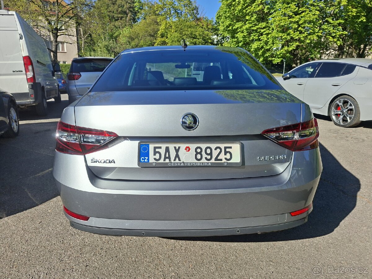 Škoda Superb - 4