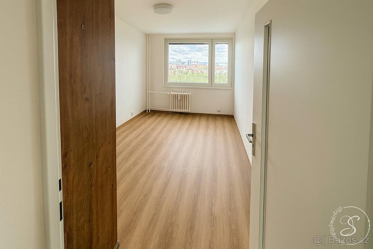 Pronájem bytu 4+1, 82 m2, Praha - 4