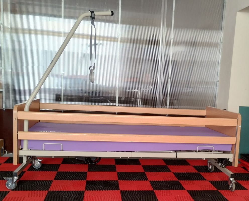 Invalidní polohovací lůžko - 4