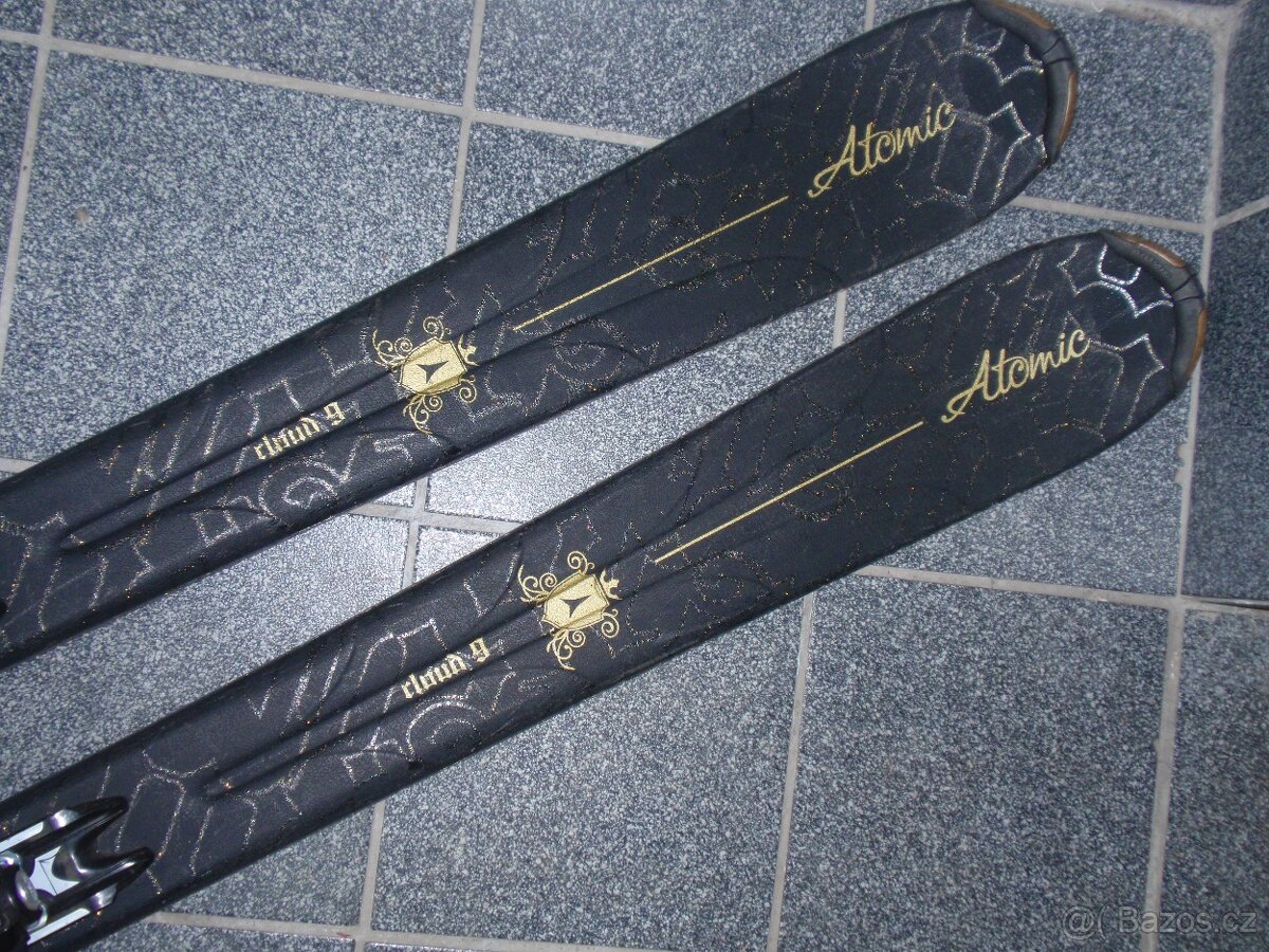 TOP DÁMSKÉ NASERVISOVANÉ 151 CM LYŽE CARVY ATOMIC CLOUD 9 - 4