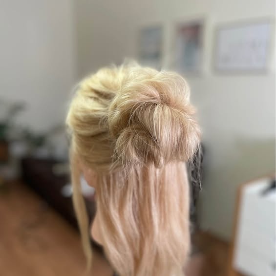 Prodám cvičnou hlavu se stativem PŘÍRODNÍ VLASY - 4