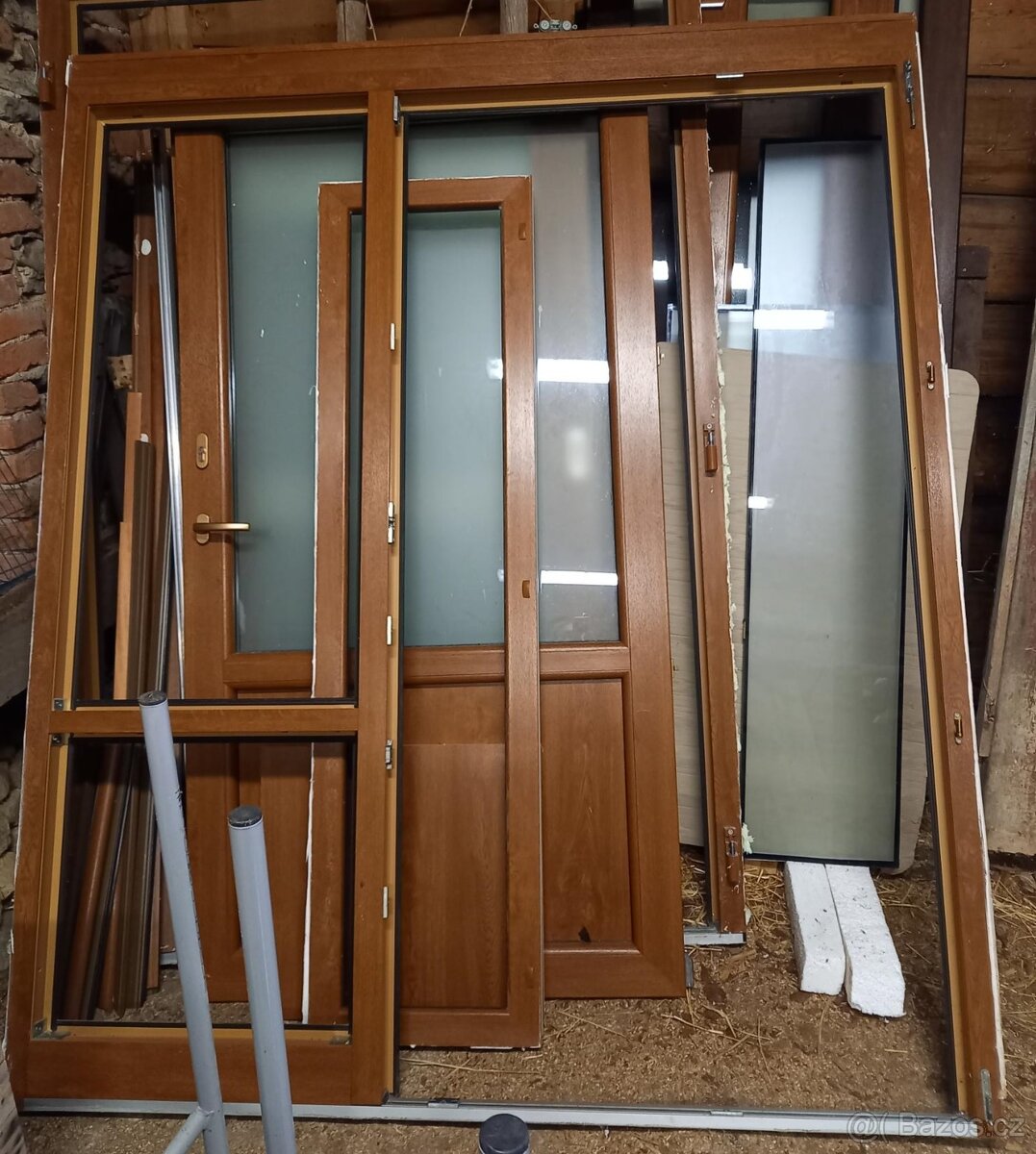 Plastová prosklená stěna s dveřmi - použitá - Rezervováno - 4