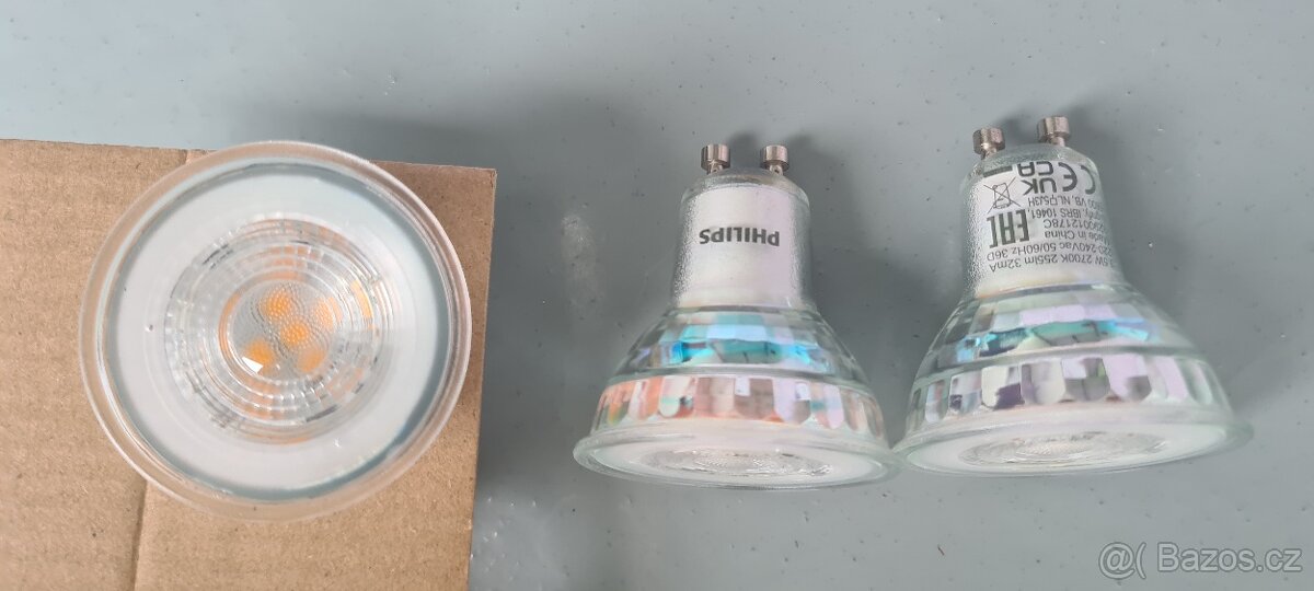 587 - 4 sady á 6x LED halogen PHILIPS GU10 - 4