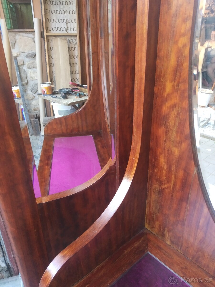 Toaletka,I.republika. - 4