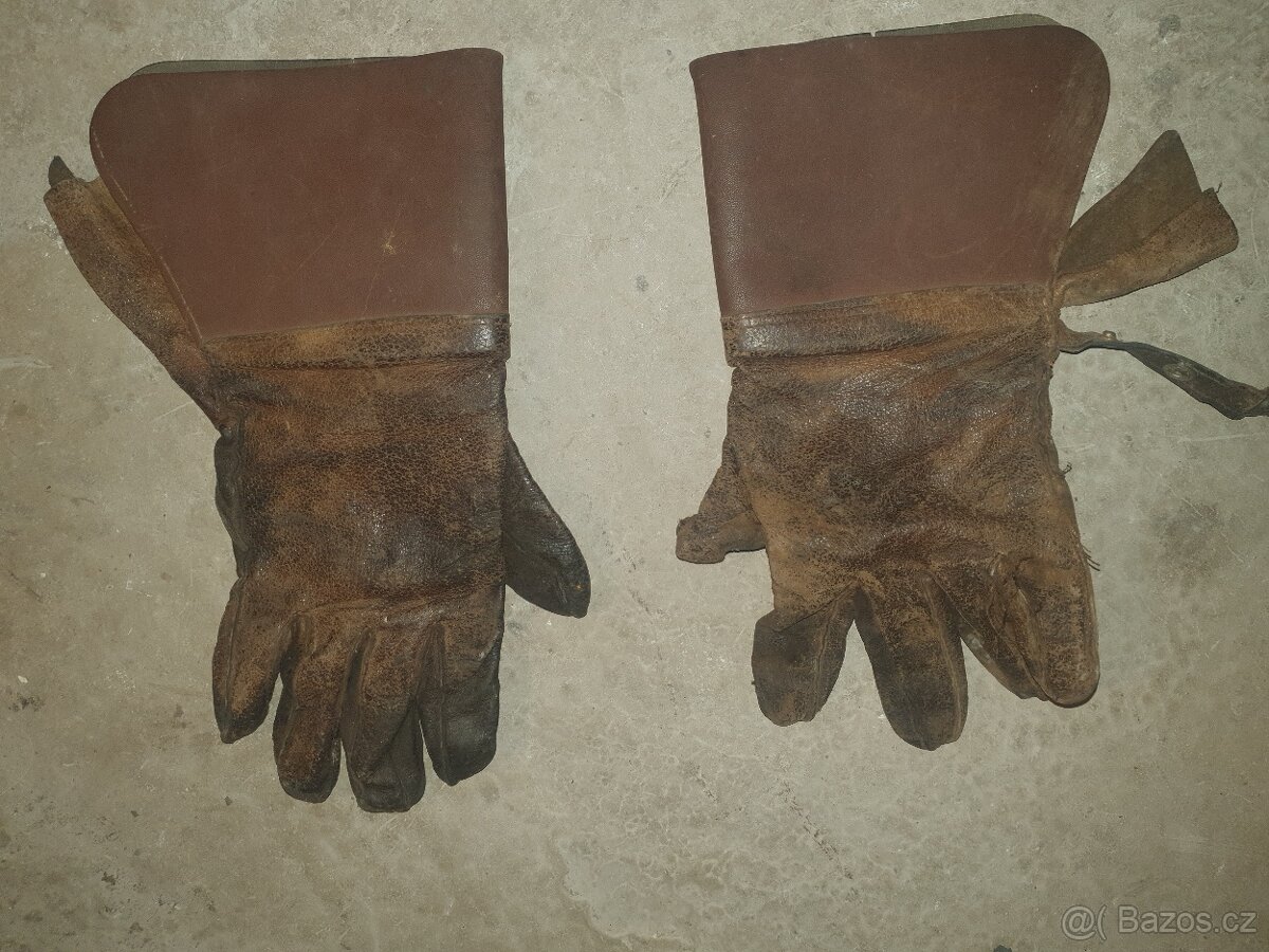 staré moto rukavice - 4