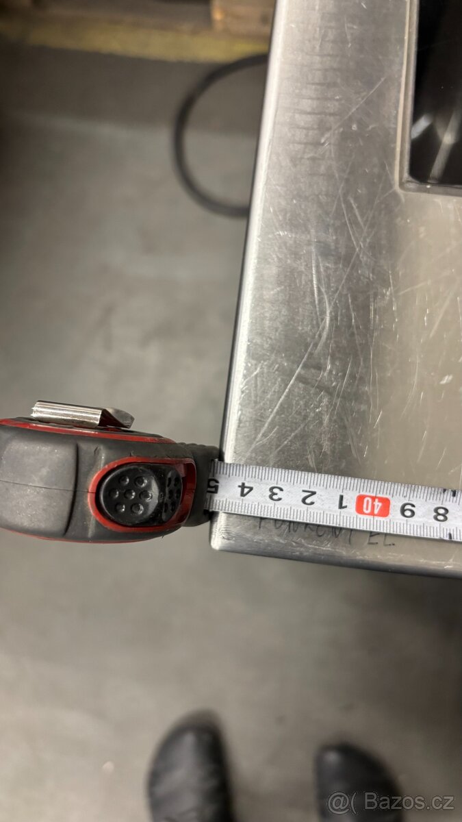 Indukční sporák se dvěma plotýnkami - 4