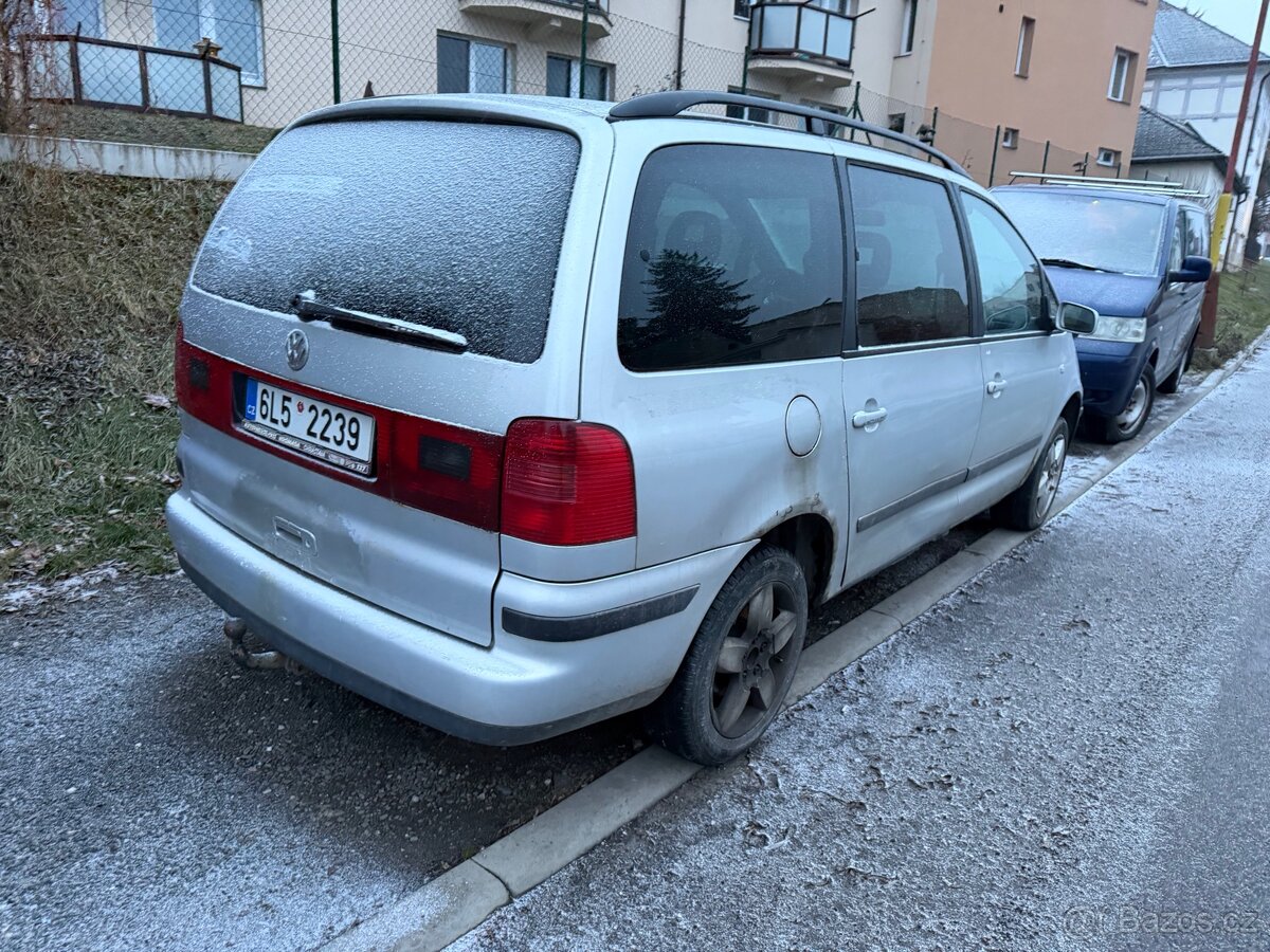 Volkswagen sharan 1.9 tdi 85kW - 4