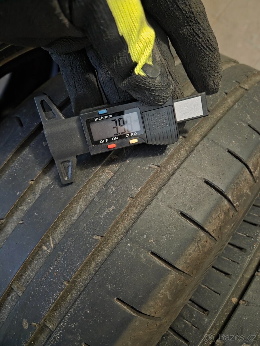 215/55 R17 letní - 4