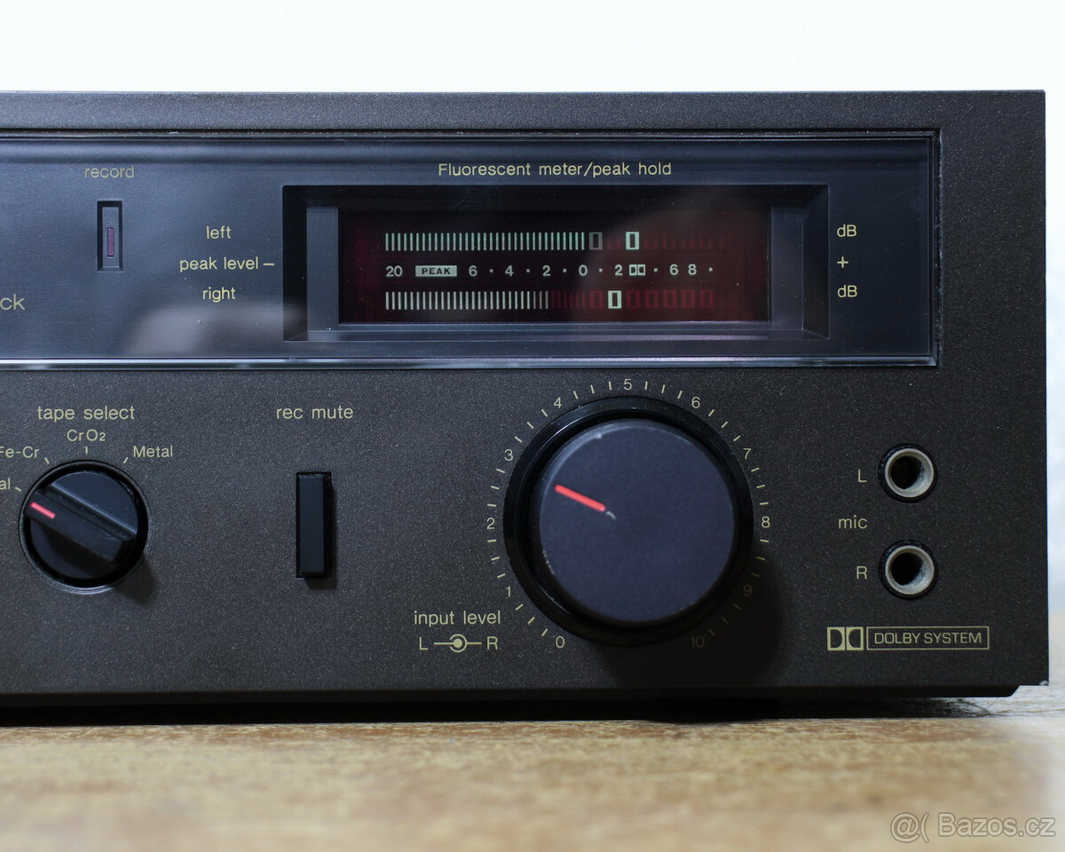 Kazetový magnetofon Technics M-24. - 4