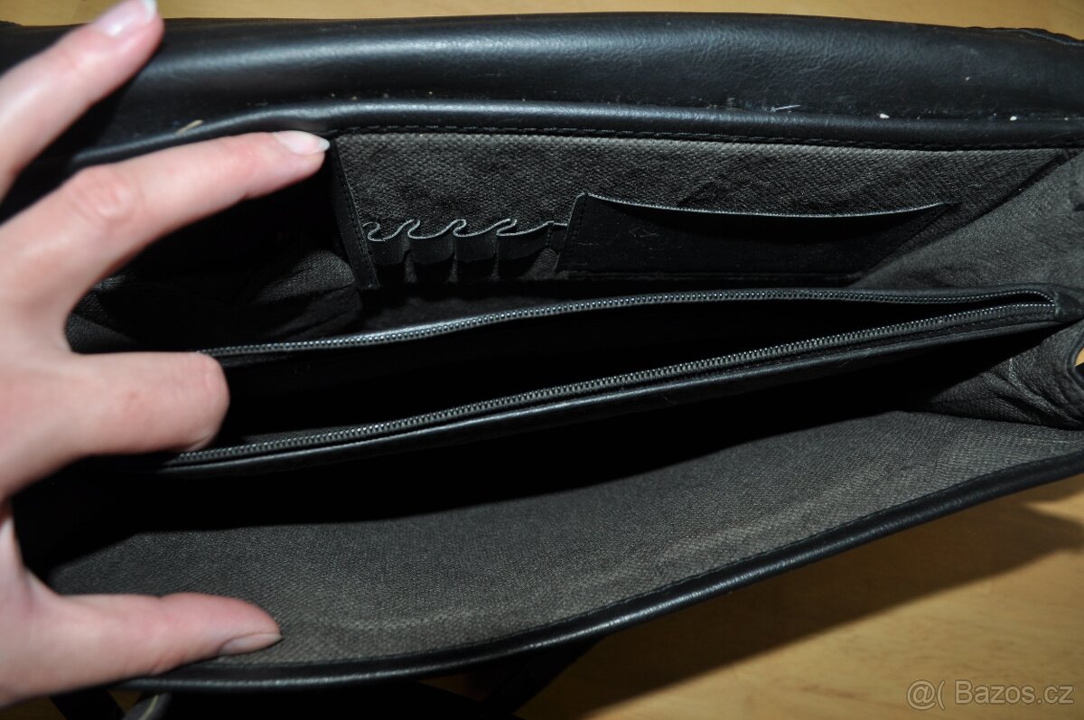 dámská kožená kabelka - 4