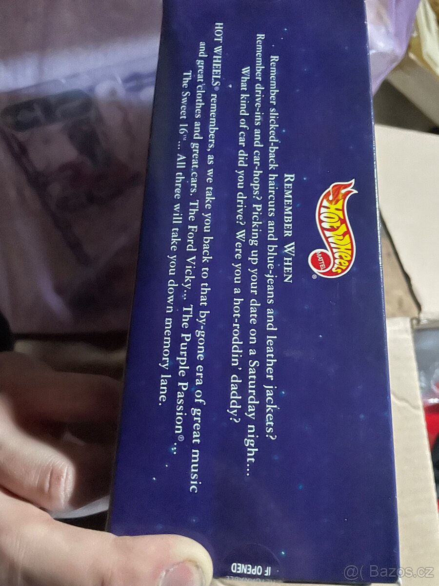 Autíčka hotwheels - 4