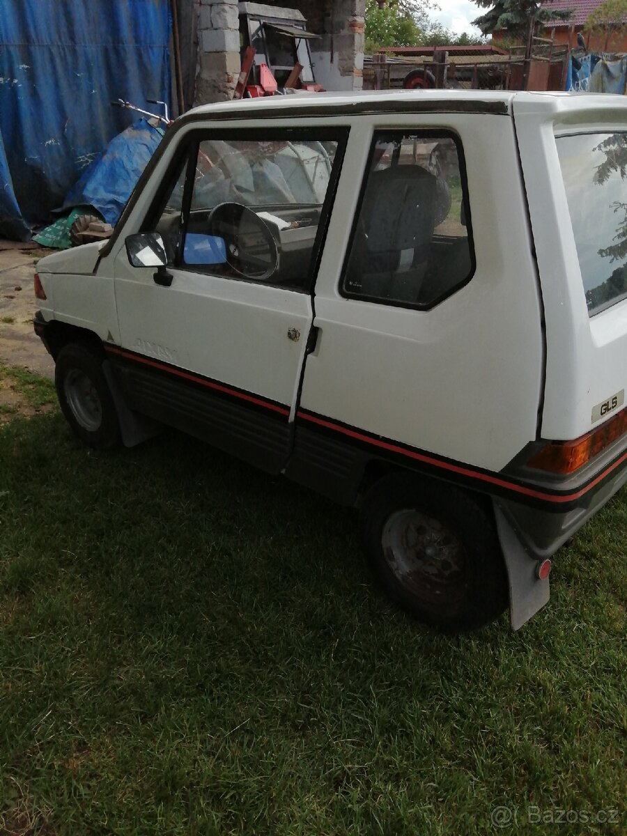Prodám auto Aixam - 4