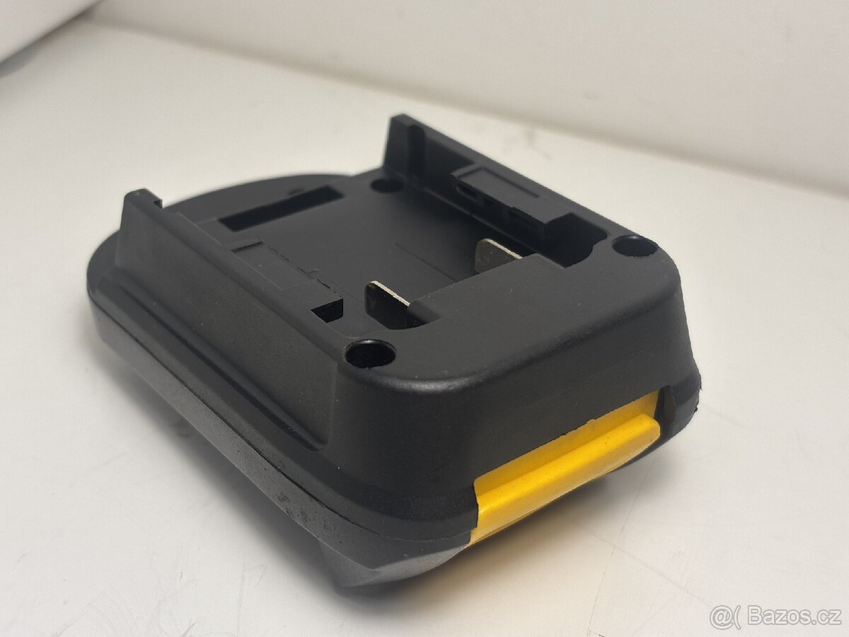Redukce Milwaukee na nářadí DeWALT 18V - 4