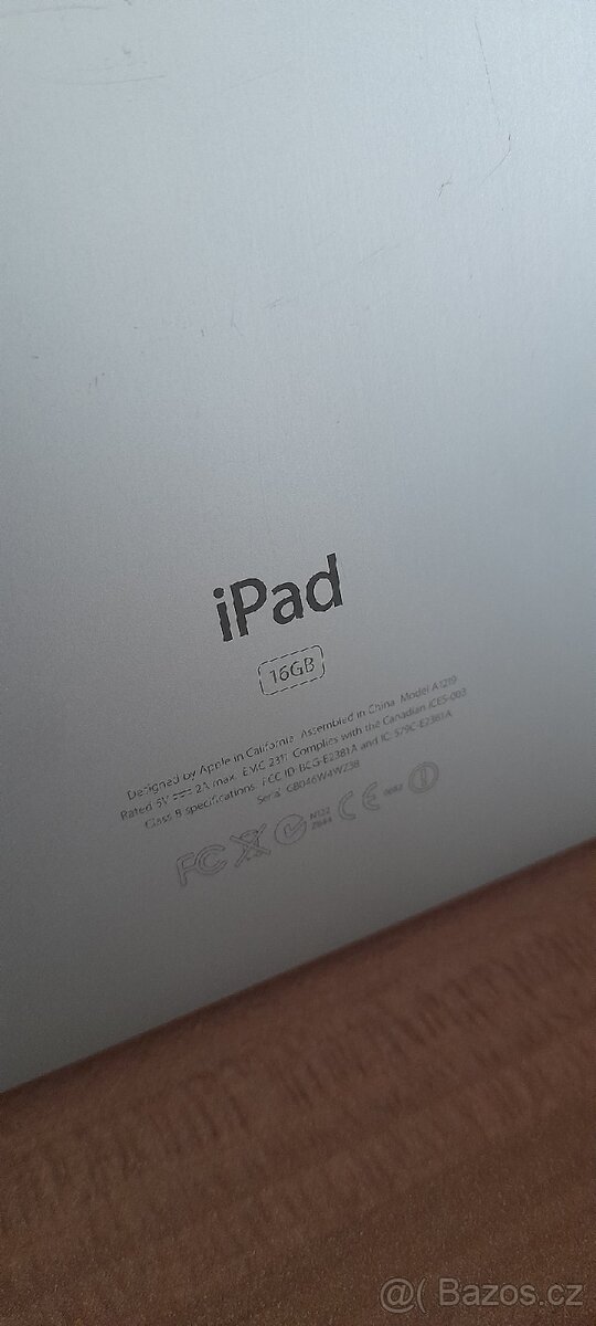 iPad 1.generace - 4