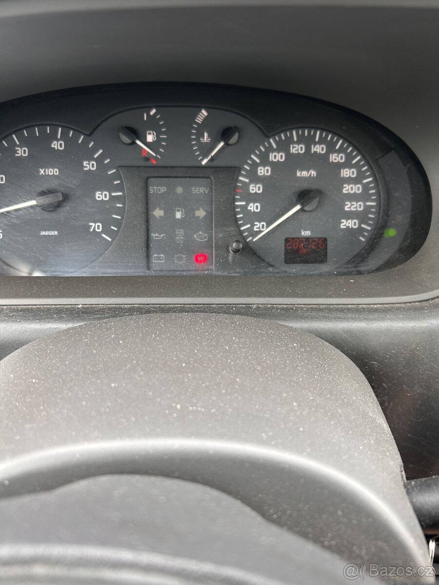 Renault Scénic 1.6 16V, rok výroby 2002 - 4
