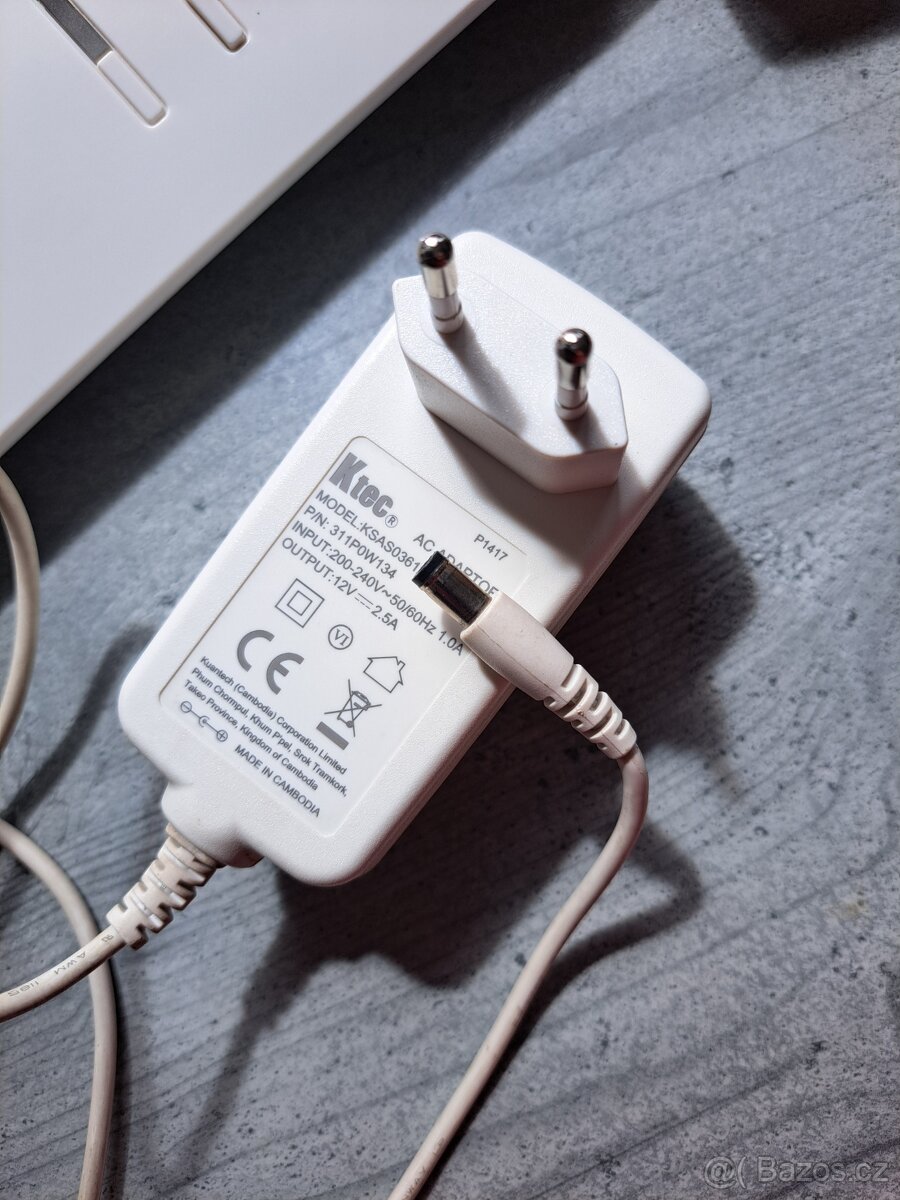 VDS/ADSL modem a Wi-Fi router - 4