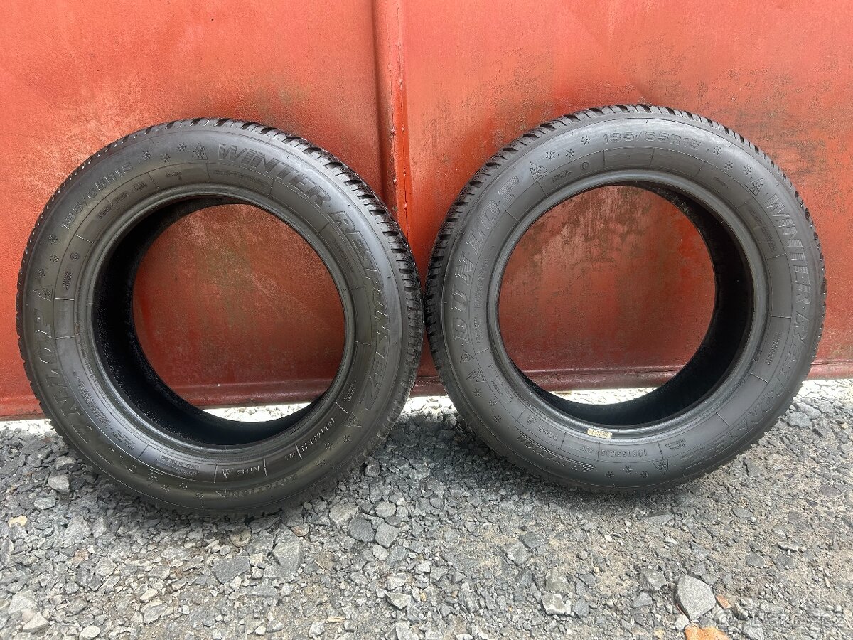 Prodám gumy 185/65/15. - 4