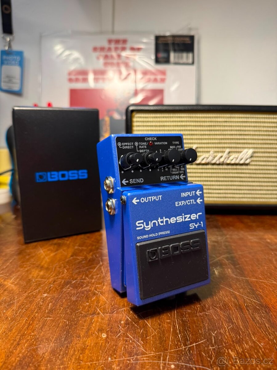 Boss SY-1 Synthesizer - 4