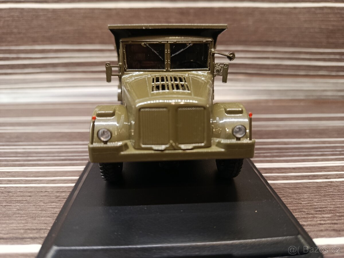 Tatra 147 DC 5 1:43 - 4