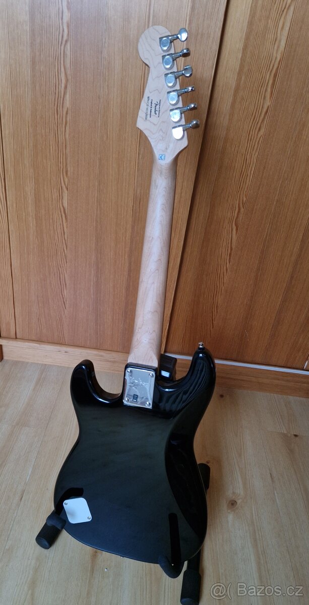 Fender Squier Mini - 4